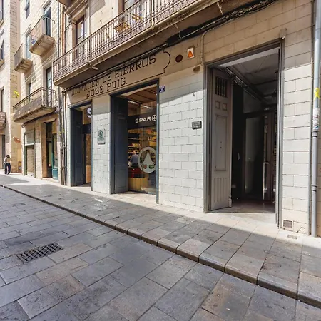 Bravissimo Ciutadans A, 4-bedroom Barri Vell Appartement Gérone