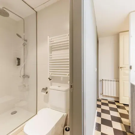 Bravissimo Ciutadans A, 4-bedroom Barri Vell * ז'ירונה
