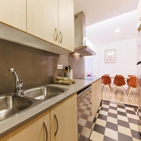 Bravissimo Ciutadans A, 4-bedroom Barri Vell Apartman Girona