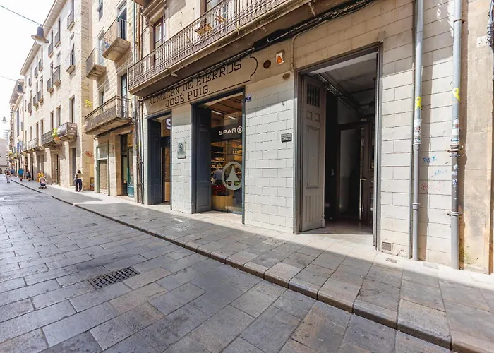 Bravissimo Ciutadans A, 4-bedroom Barri Vell Appartement Gerona